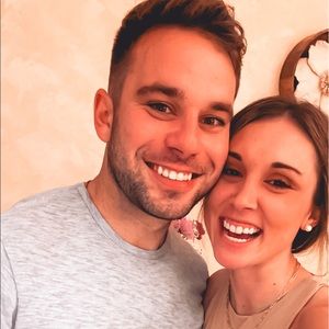 Meet your Posher, Abigail